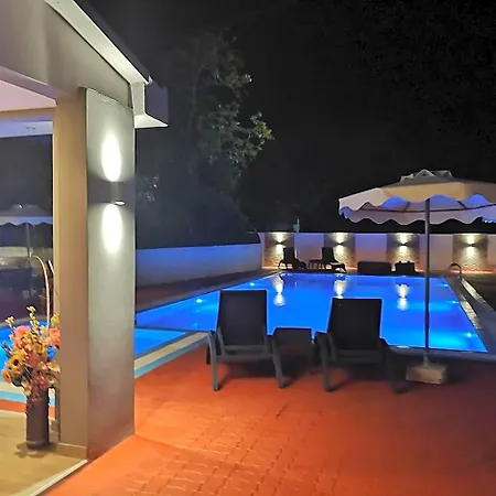 Platoni Elite Szálloda 4*